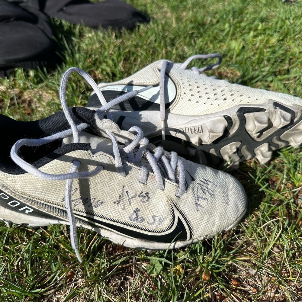 Nike Youth Football Cleats - Size 6Y